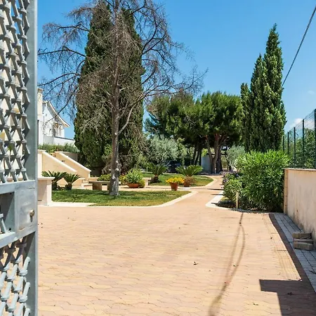 Casa Agapantus Con Piscina Da Giugno