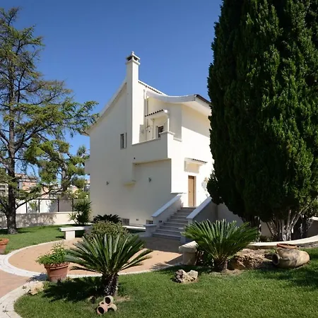 Casa Agapantus Con Piscina Da Giugno * Bari