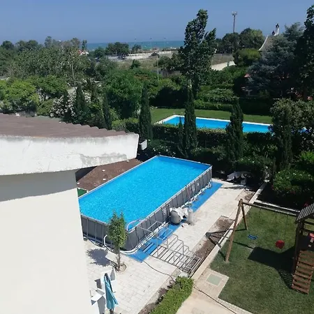 Casa Agapantus Con Piscina Da Giugno * Bari